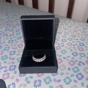 Elegant Silver Ring with Clear Stones